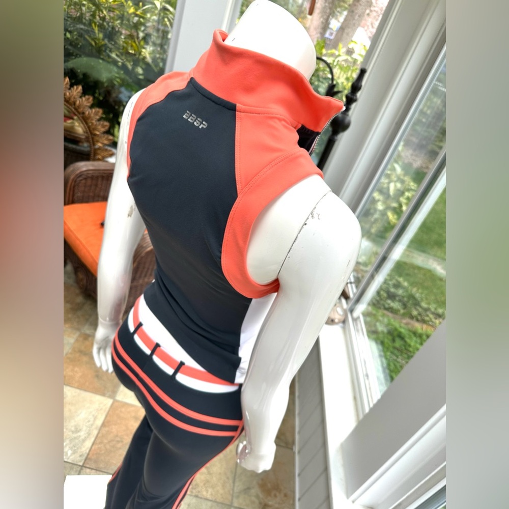 **SOLD**Bebe Sport 2 Piece Tracksuit in size XS.
